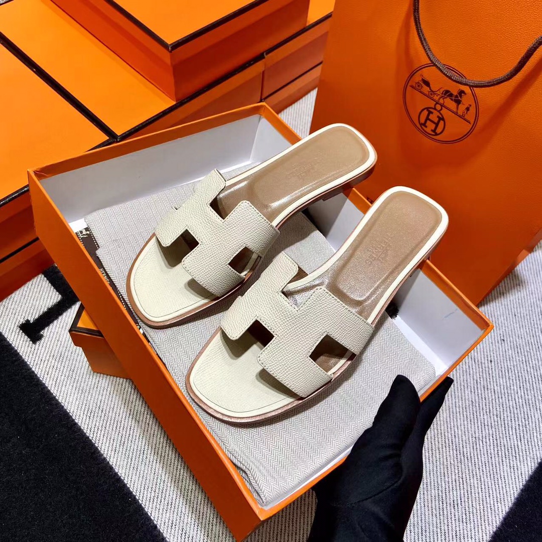 에르메스 올수공 오란 슬리퍼 샌들 앱송 116